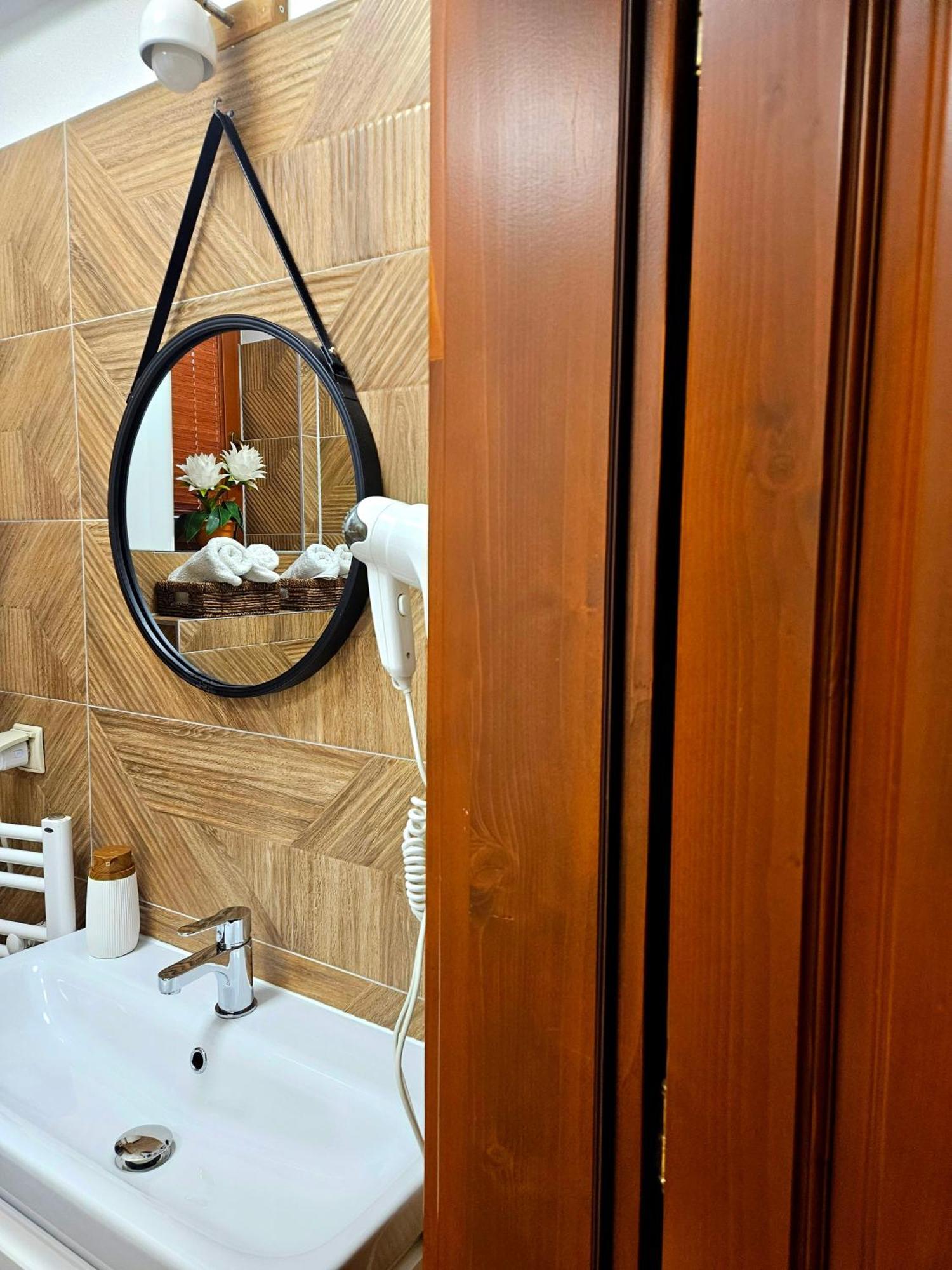 Apartament Z Widokiem Na Gory - Split Ac, Private Terrace, Private Parking Косьцелісько Екстер'єр фото